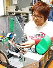 テク二カルサポート職